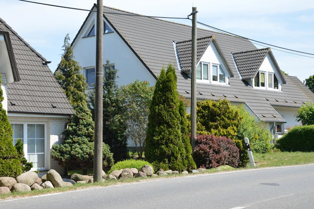 Ferienhaus Ruegen Pantow Bagian luar foto